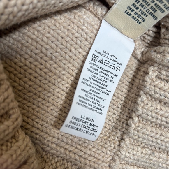 L.L. Bean Cream Cable Knit Crew Neck Sweater - Picture 8 of 11